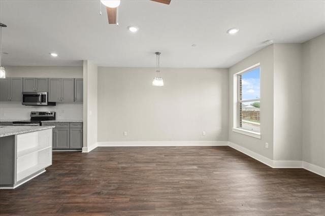 3413 Aaron Way - Photo 2