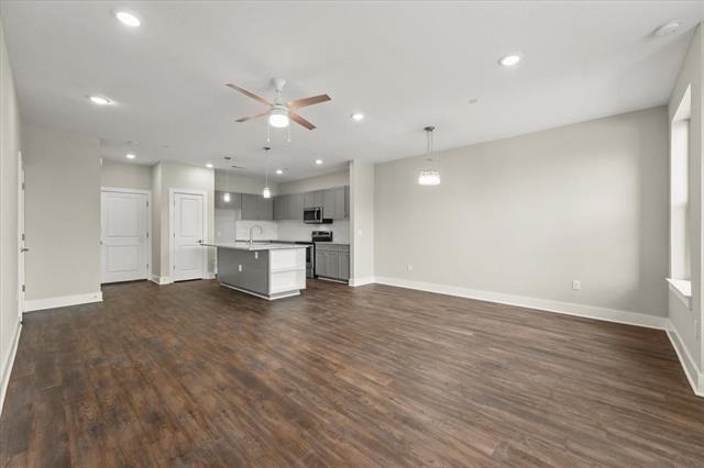 3413 Aaron Way - Photo 1