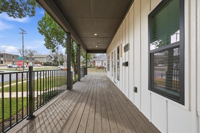 901 Elsbeth Street - Photo 3