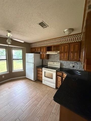 3925 Craig Drive - Photo 4