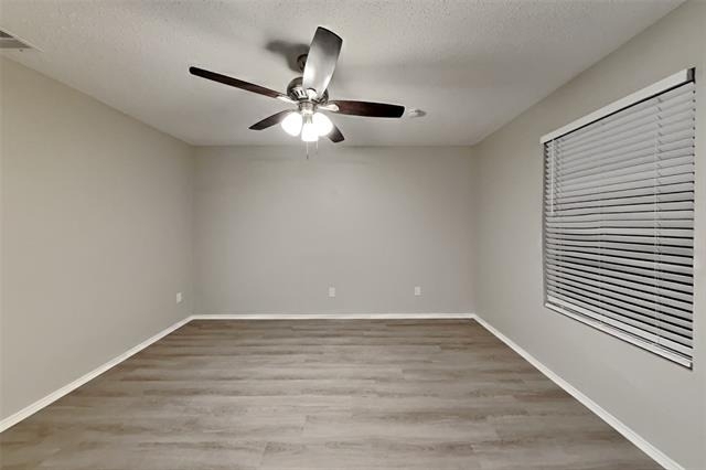 1516 Englewood Drive - Photo 14