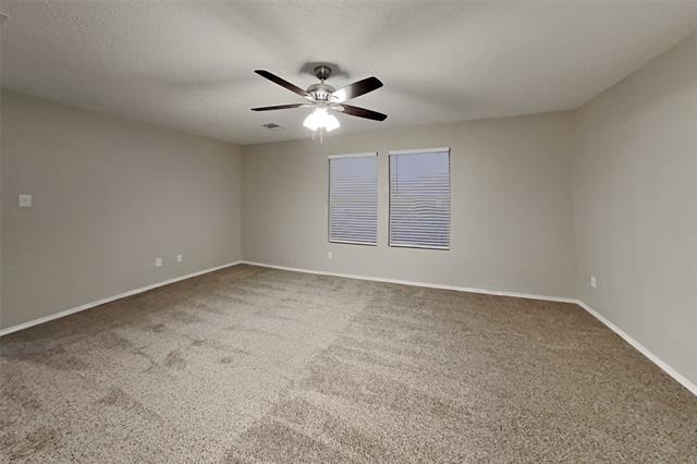 1516 Englewood Drive - Photo 5
