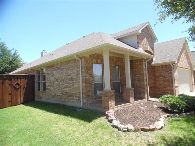 8572 Davis Drive - Photo 0