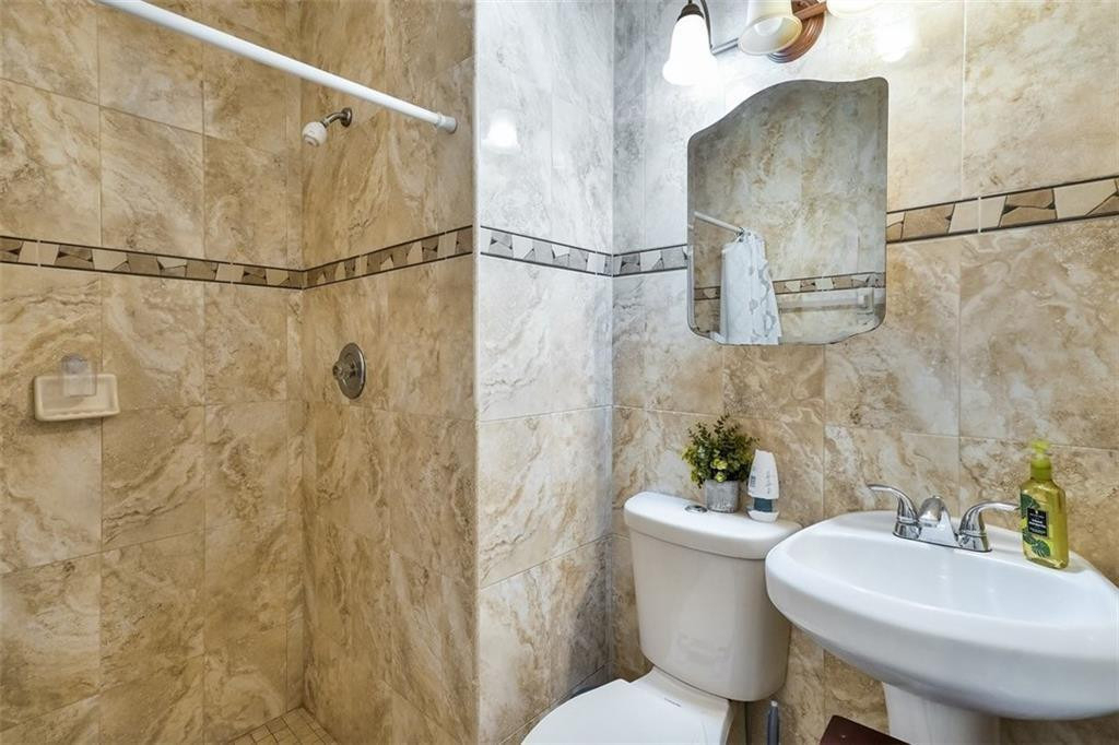 617 Lakeside Harbour - Photo 5