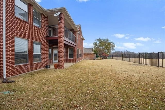 9720 Zembriski Drive - Photo 4