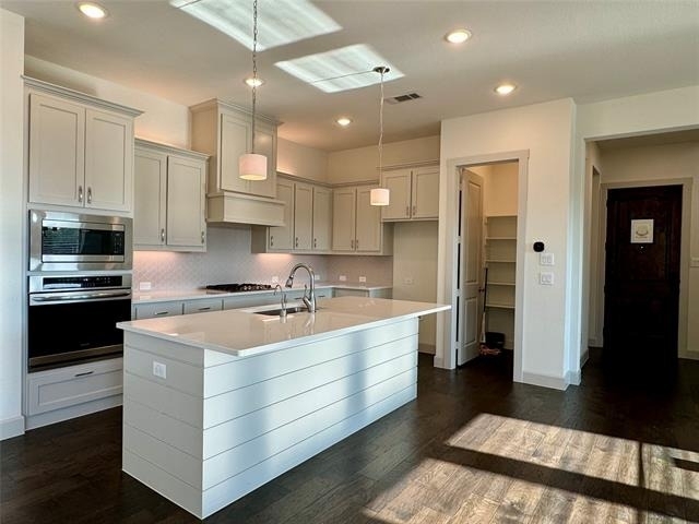1066 Fullerton Drive - Photo 8