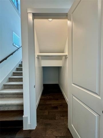1066 Fullerton Drive - Photo 4