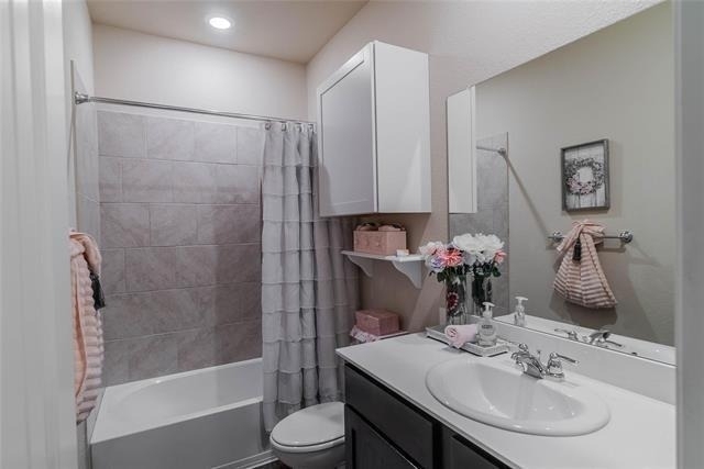 562 Jamestown Lane - Photo 6