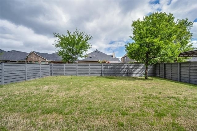 851 Forest Street - Photo 23
