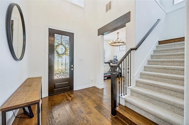 851 Forest Street - Photo 2