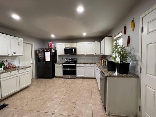 2216 Chestnut Drive - Photo 4