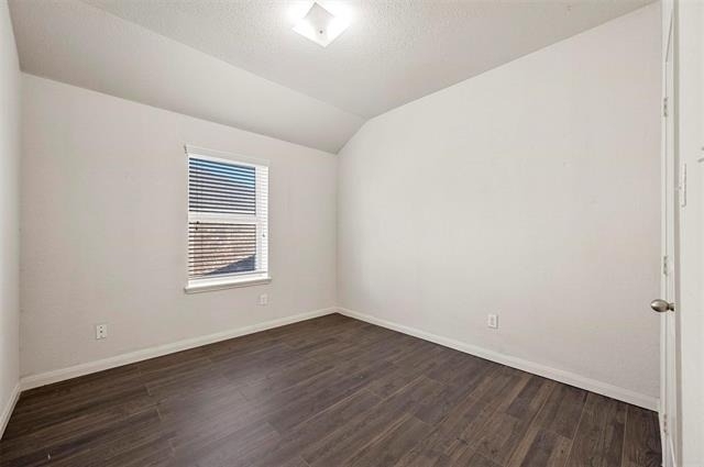 4620 Elderberry Street - Photo 11