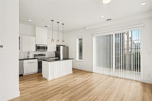 2217 N Fitzhugh Avenue - Photo 8