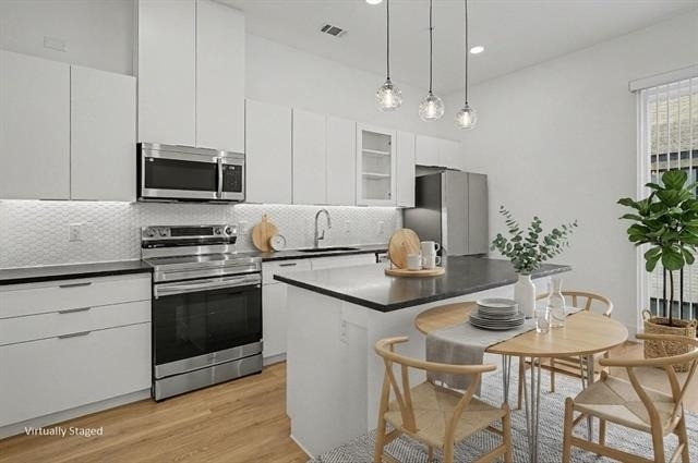 2217 N Fitzhugh Avenue - Photo 8