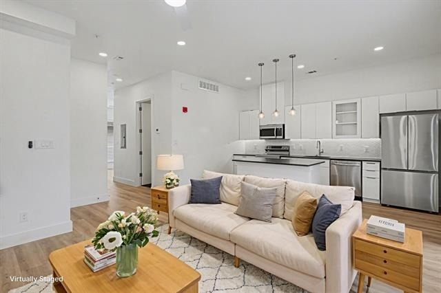 2217 N Fitzhugh Avenue - Photo 7