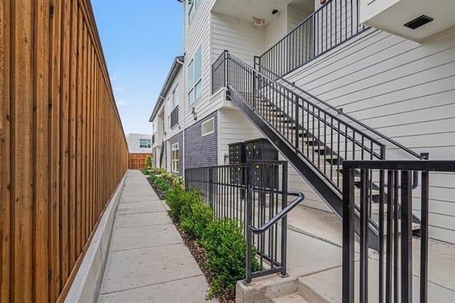 2217 N Fitzhugh Avenue - Photo 34