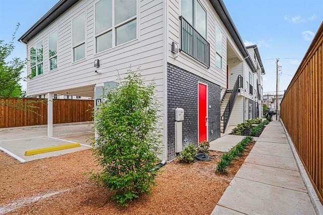 2217 N Fitzhugh Avenue - Photo 35