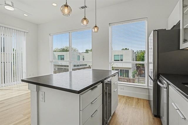 2217 N Fitzhugh Avenue - Photo 18