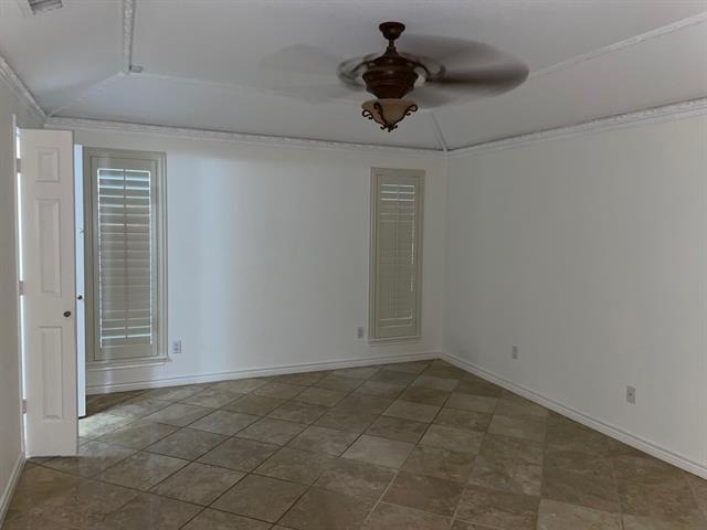737 Robin Lane - Photo 16