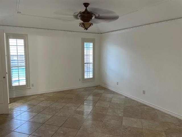 737 Robin Lane - Photo 17