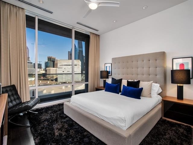 2408 Victory Park Lane - Photo 16