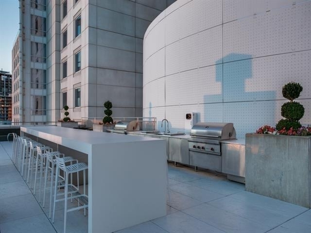 2408 Victory Park Lane - Photo 19