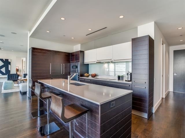 2408 Victory Park Lane - Photo 6
