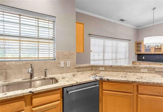 3327 Rosedale Avenue - Photo 9