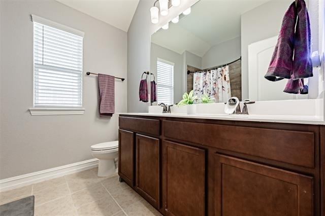 2507 Linwood Drive - Photo 2