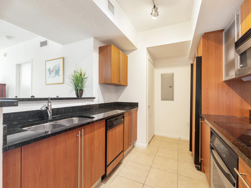 1551 N Flagler Drive - Photo 8