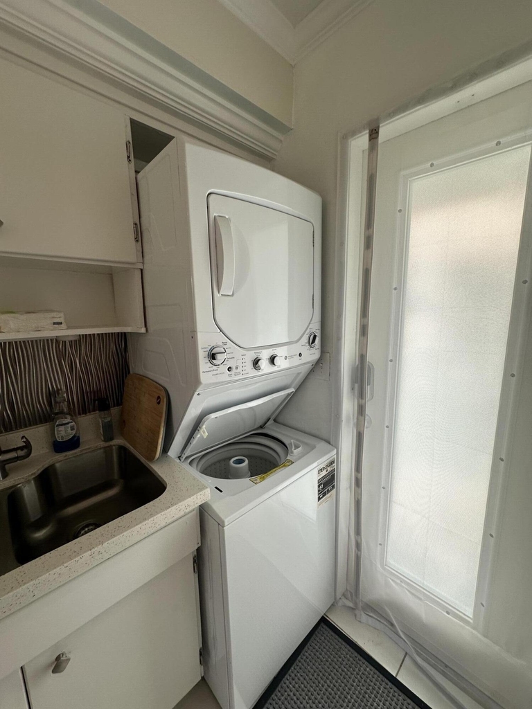 1221 Hillsboro Mile - Photo 6