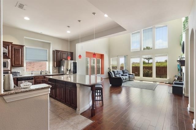 2573 Hannah Circle - Photo 6