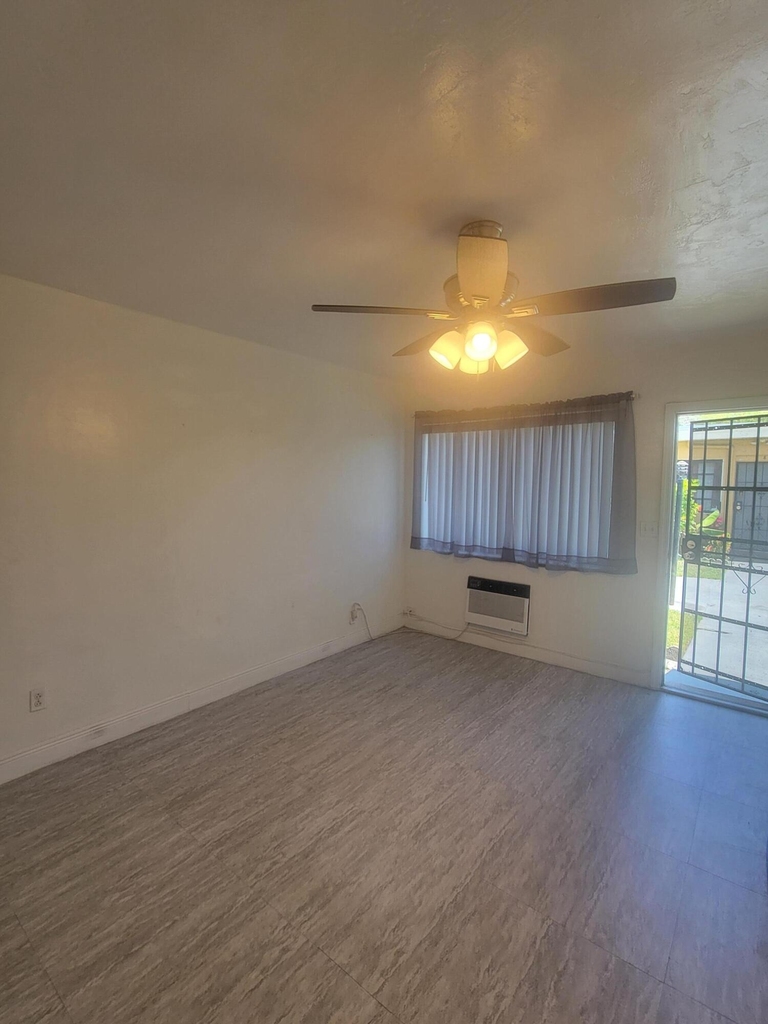1845 Pembroke Road - Photo 6
