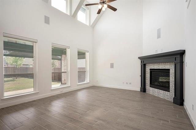 2351 Waterford Way - Photo 2
