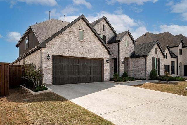 2351 Waterford Way - Photo 1
