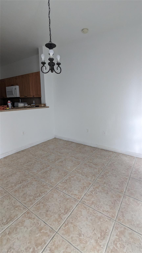 2551 Se 16th Terrace - Photo 2