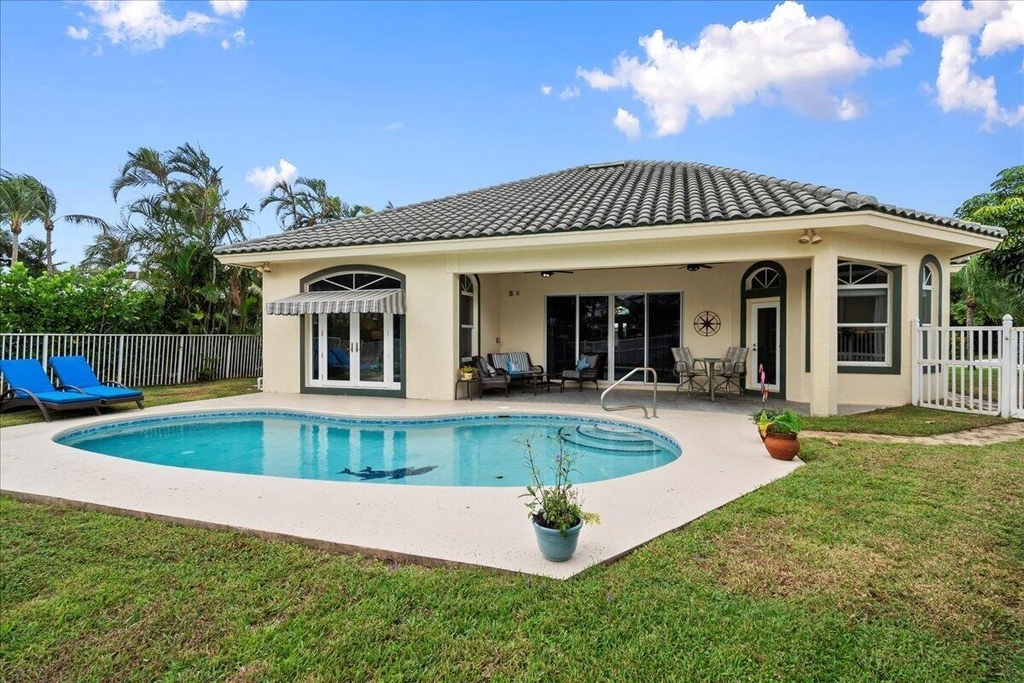 72 Waterway Road - Photo 0