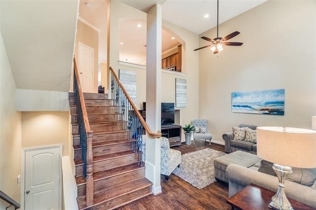 5709 Lunsford Road - Photo 4