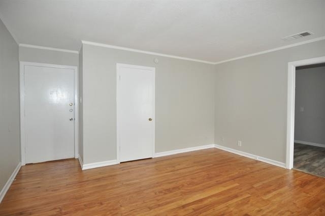 2724 Wayside Avenue - Photo 1