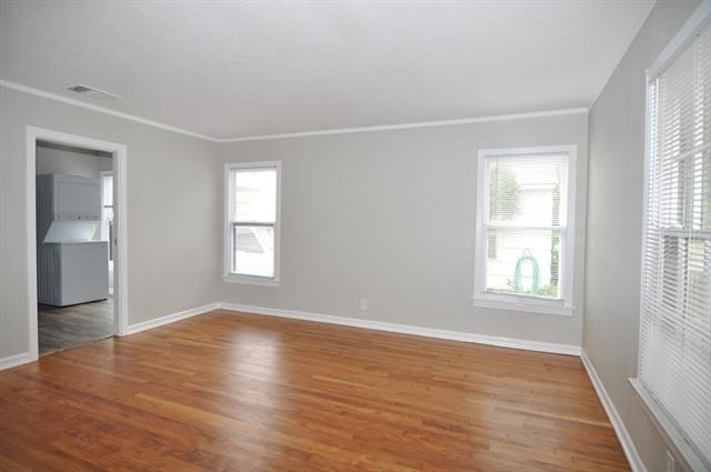 2724 Wayside Avenue - Photo 3