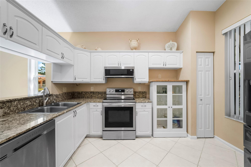 5021 S La Sedona Circle - Photo 11