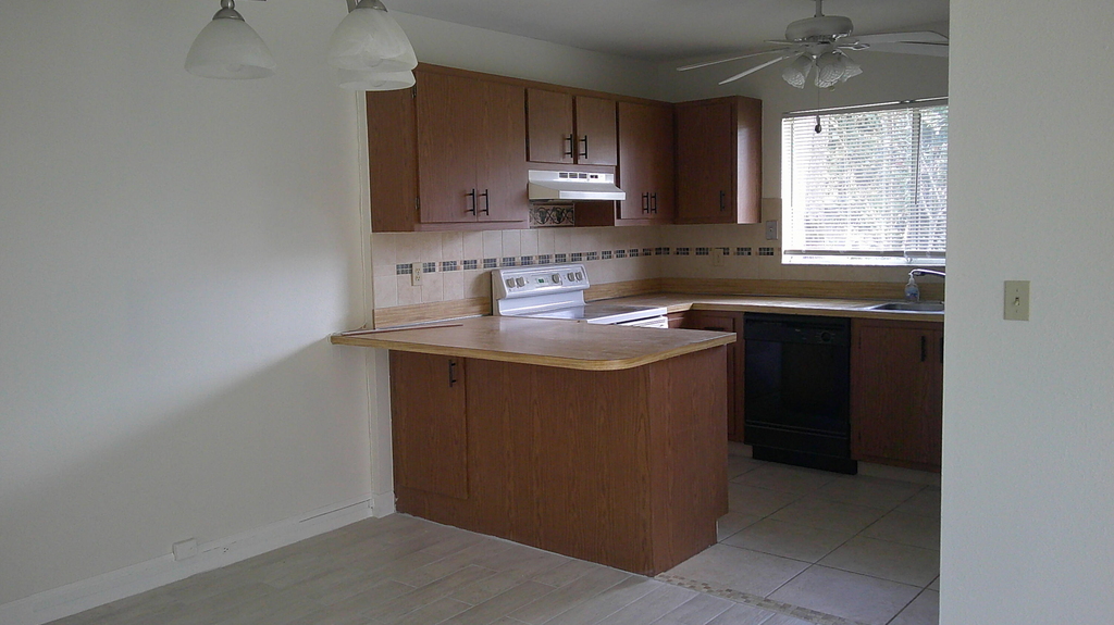1350 Se La Haven Court - Photo 5