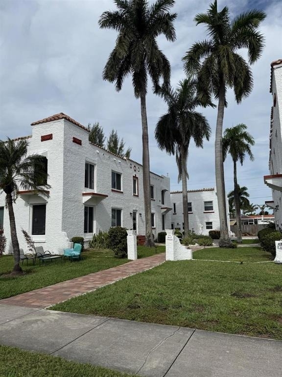 817 Tyler Street - Photo 1