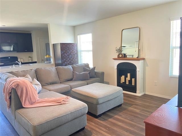 408 Westpark Drive - Photo 5