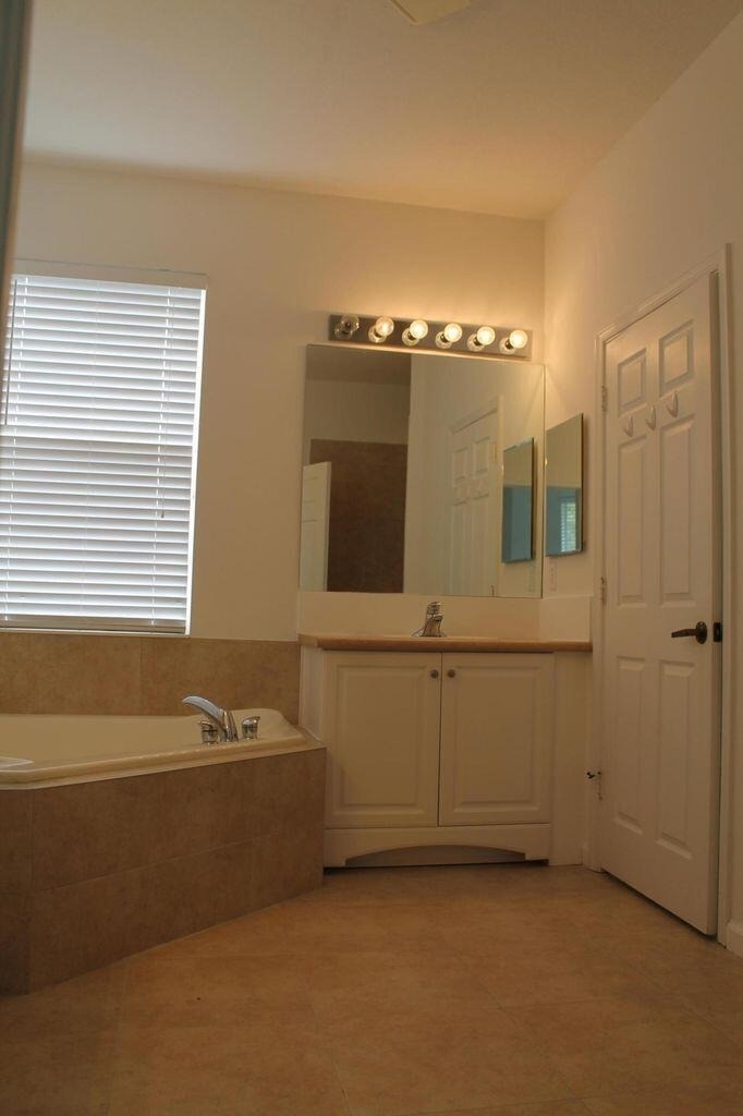 1804 Sw Jamesport Drive - Photo 24