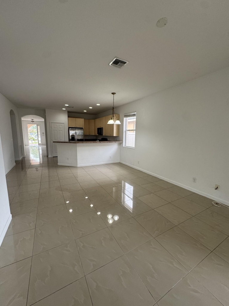 1804 Sw Jamesport Drive - Photo 6