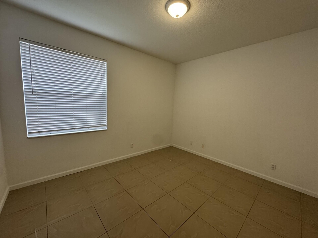 1804 Sw Jamesport Drive - Photo 29
