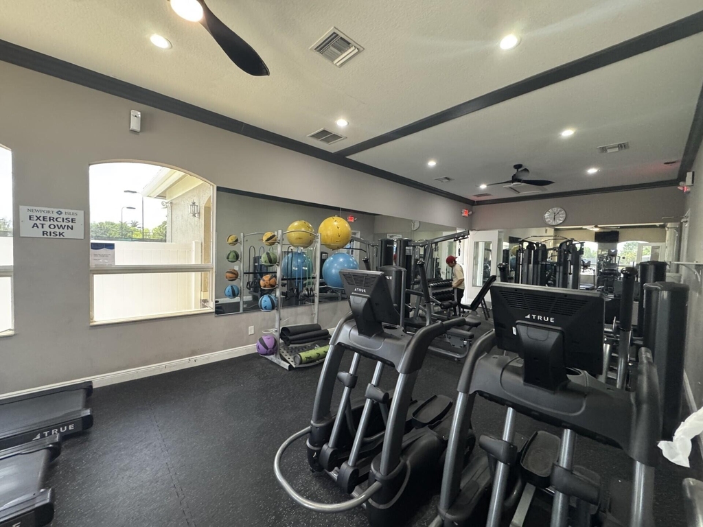 1804 Sw Jamesport Drive - Photo 42