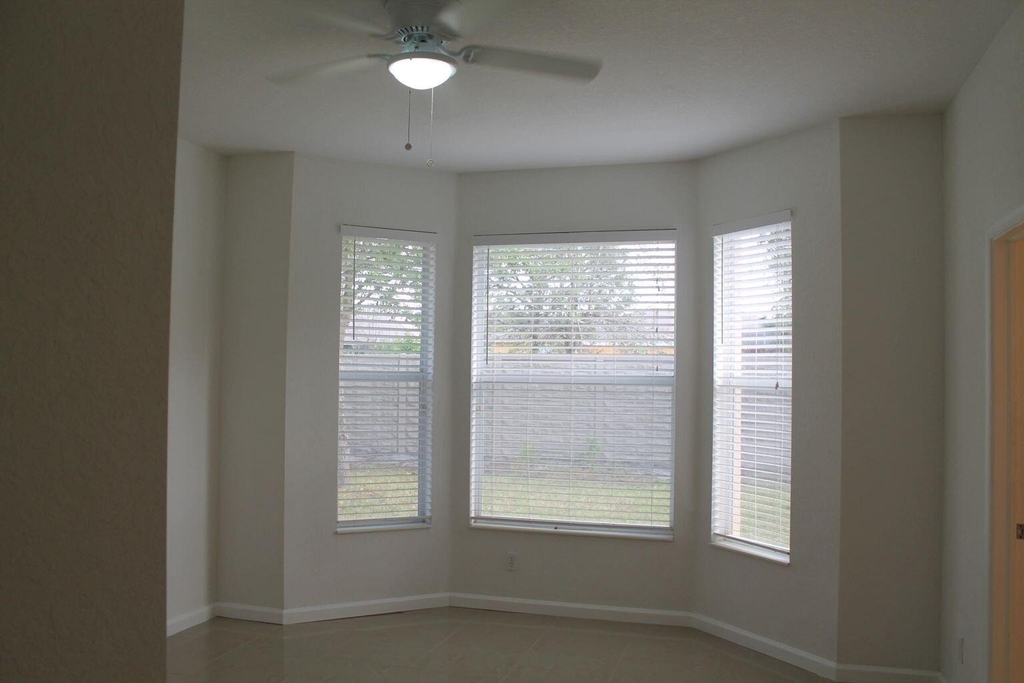 1804 Sw Jamesport Drive - Photo 18