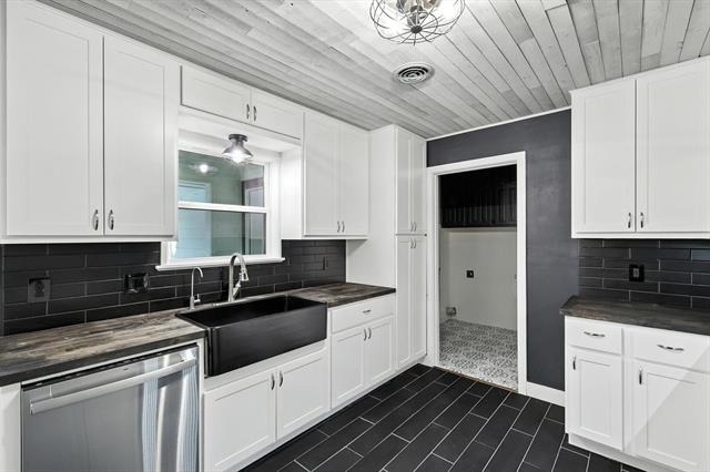 2902 Panhandle Drive - Photo 9